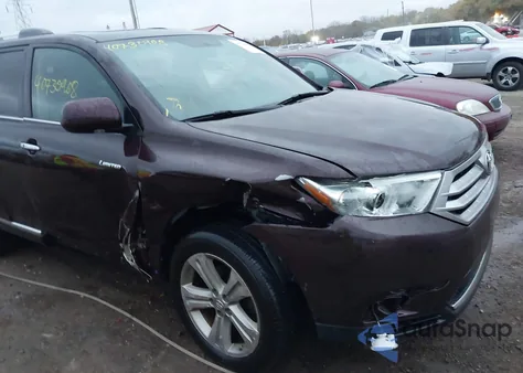 2013 Toyota Highlander Limited V6 z USA, uszkodzony, nr VIN 5TDDK3EH2DS177180